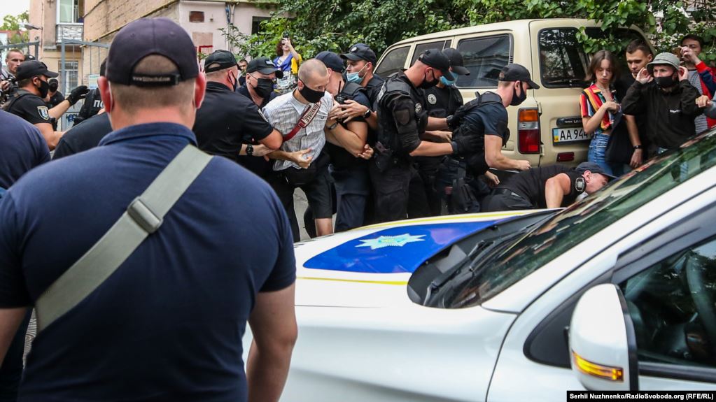 Затриманий біля посольства Білорусі Кольченко отримав 40 годин громадських робіт