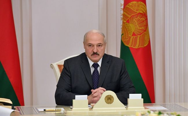 Лукашенко заявил, что на протесты выходят "безработные с криминальным прошлым"