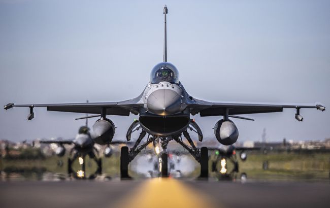 Україна може отримати F-16 у вирішальний переломний момент війни, – конгресмен