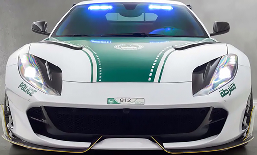 Поліція Дубая отримала 800-сильний тюнінгований Ferrari 812 Superfast
