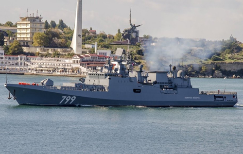 Підбитий "Адмірал Макаров" мав замінити крейсер "Москва", – військовий експерт