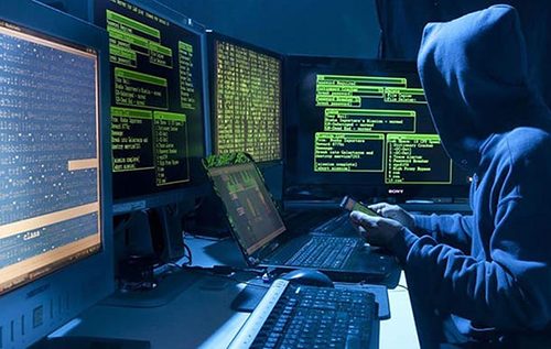 Хакери надіслали небезпечні листи польським урядовцям від імені України