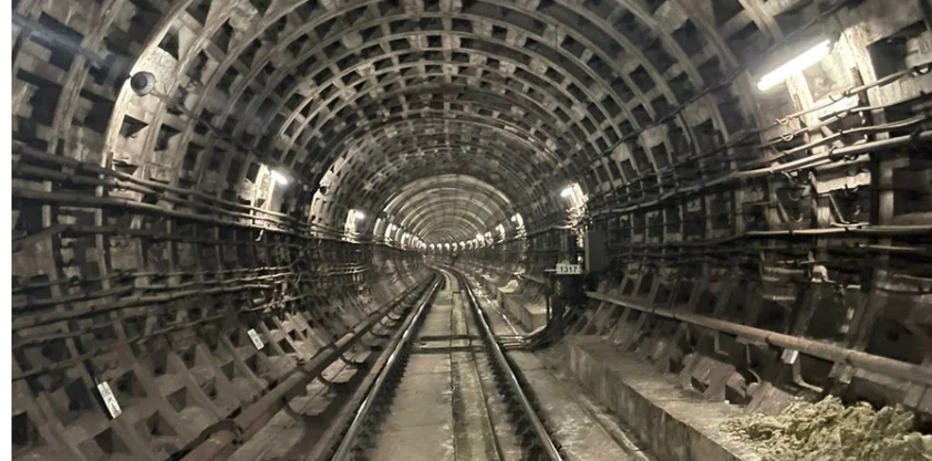 Київська прокуратура показала стан пошкодженого тунелю метро. ФОТО