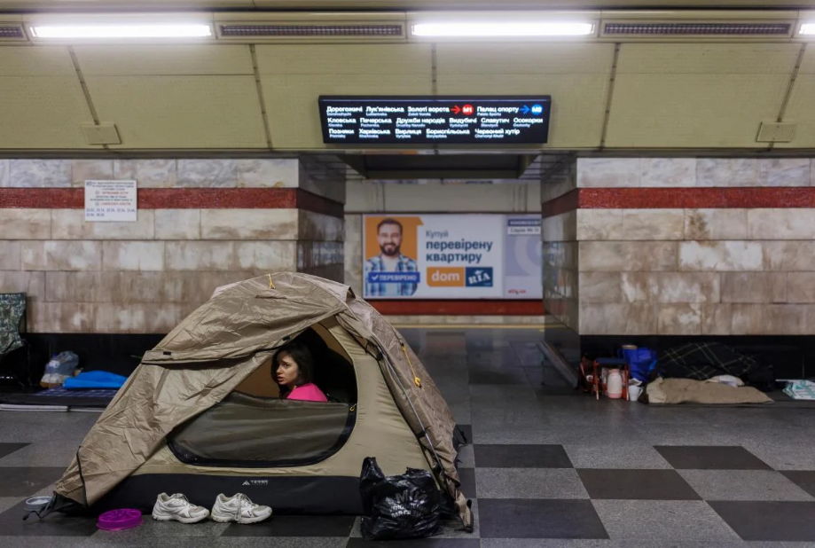 Чи можна жити в метро під час війни: у Києві роз'яснили нові правила