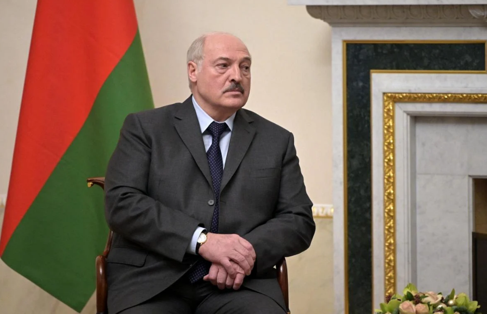 "Будуть ламати, кришити": Лукашенко назвав війну в Україні частиною великого переділу світу