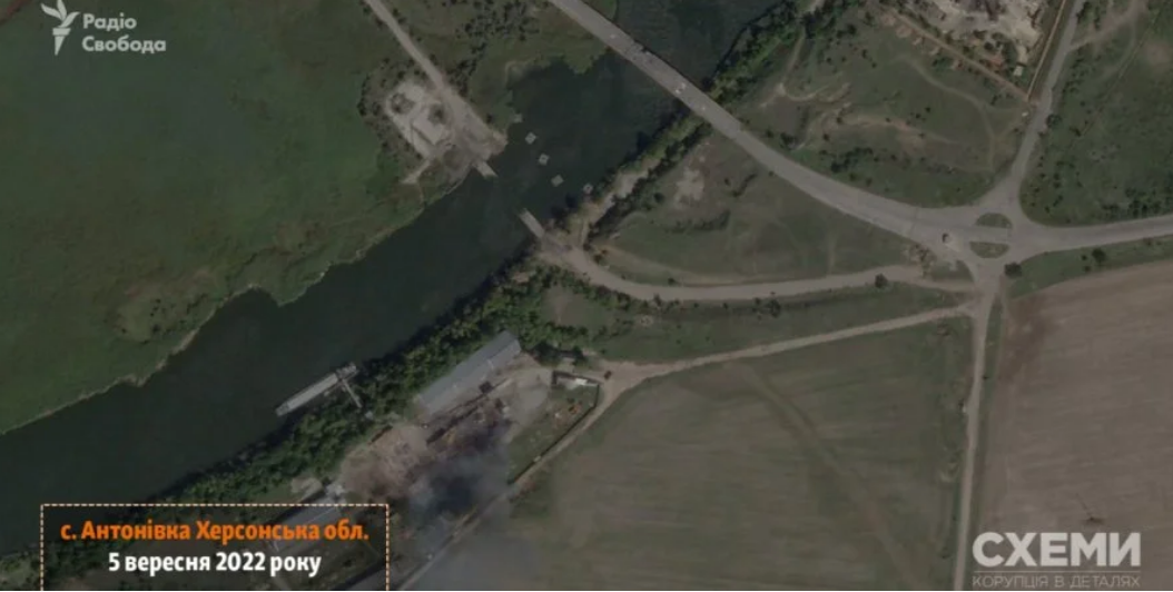 Супутник показав розбиті Дар'ївський міст та понтонну переправу росіян у Херсонській області. ФОТО