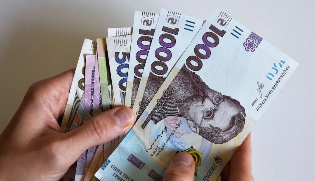 Роботодавцям доведеться підвищувати зарплати українцям: хто може розраховувати