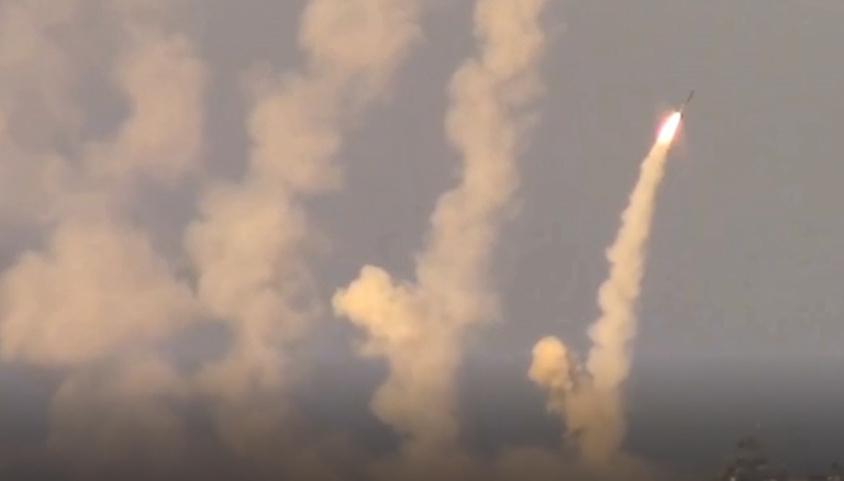 Над Києвом збито близько 15 ракет: у КМВА повідомили, чим стріляв ворог
