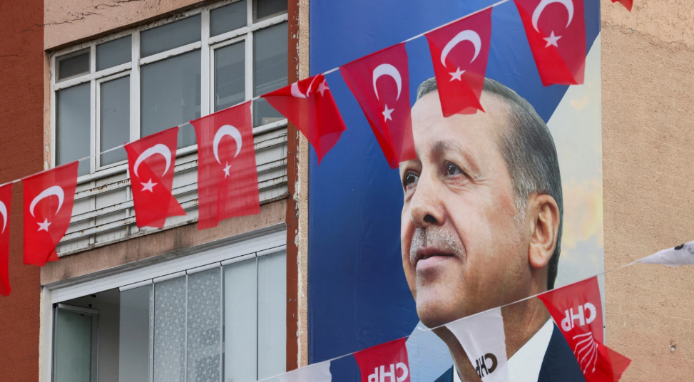 У Туреччині триває підрахунок голосів, жоден кандидат не набрав більше 50%