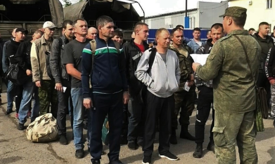 Оккупанты на Донбассе в принудительной форме предложили бастующим металлургам пополнить ряды НВФ
