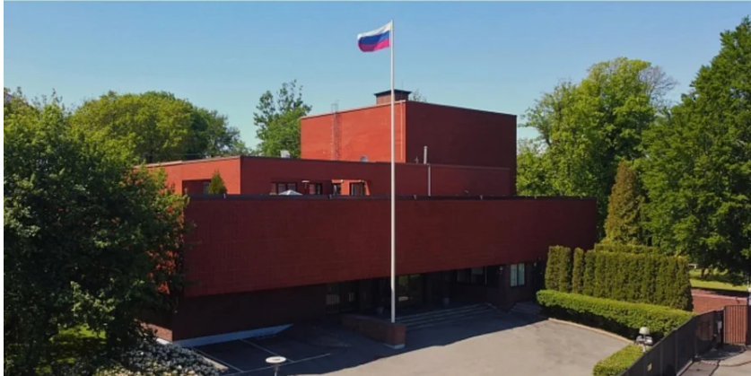 РФ висилає п’ятьох шведських дипломатів і закриває своє консульство в Швеції
