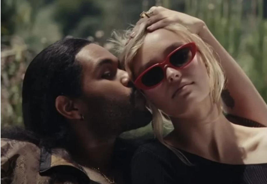  Лілі-Роуз Депп та The Weeknd випустили "гарячий" кліп за мотивами "Ідола". ВІДЕО