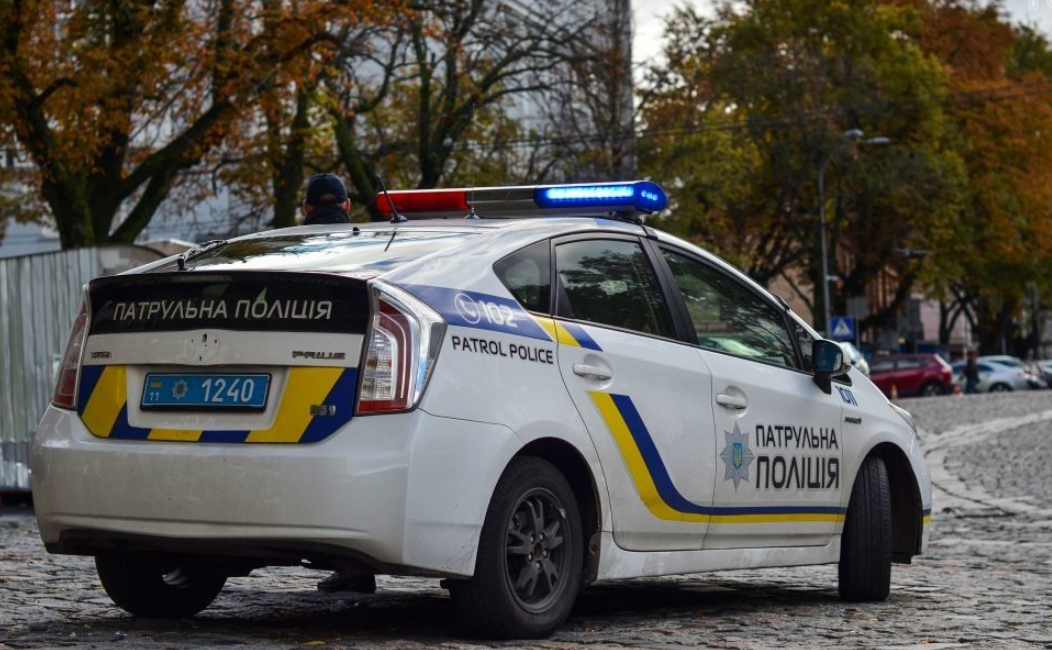 У Києві дві 12-річні дівчинки загинули, впавши з 15-го поверху