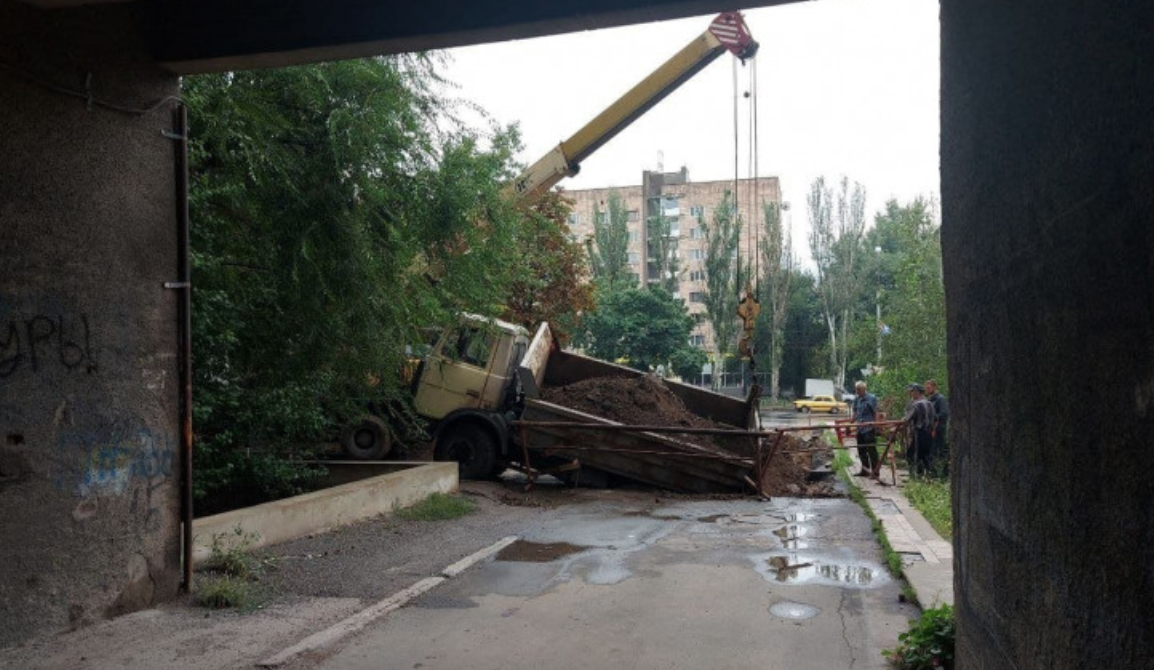 Города оккупированной части Донбасса вот-вот могут уйти под землю