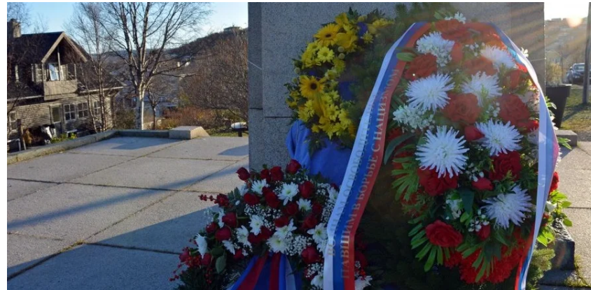 У Норвегії генконсул РФ наперекір проханням жителів поставив біля меморіалу вінок у кольорах російського прапора