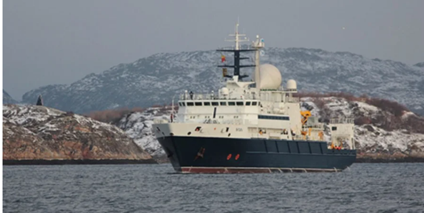Норвезьке дослідницьке судно протягом 18 годин переслідував російський "корабель-шпигун"