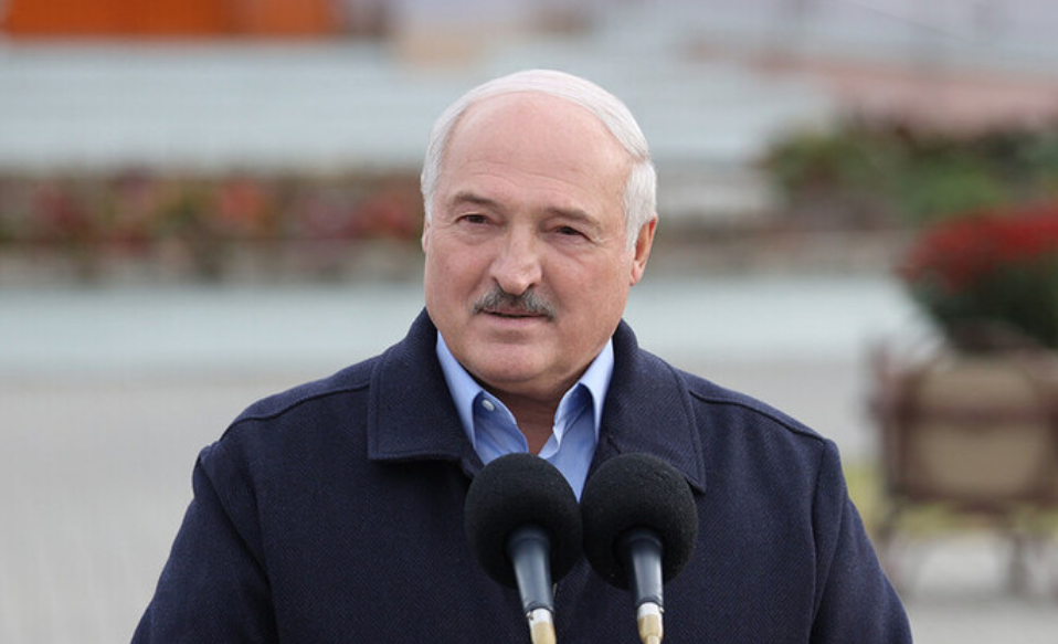 “Все одно буде наша”: Лукашенко видав феєричну маячню про Україну і “втечу” Зеленського
