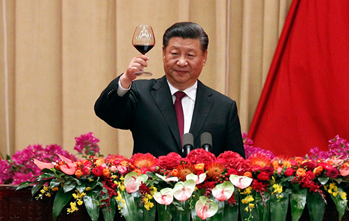 Поки Трамп поглиблює свою ізоляцію, Сі Цзіньпін приймає в Пекіні світових лідерів — Bloomberg