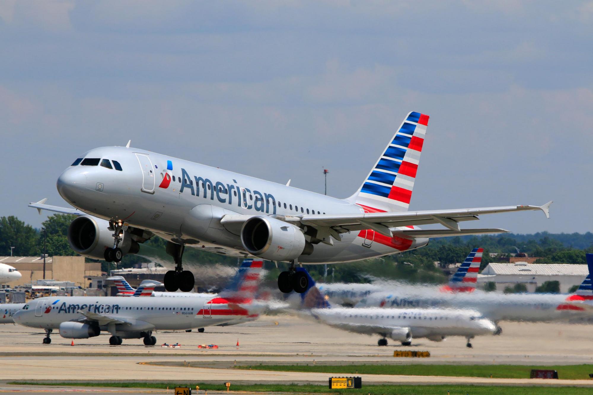 Після завершення держдопомоги найбільша авіакомпанія США припинить польоти до 15 міст