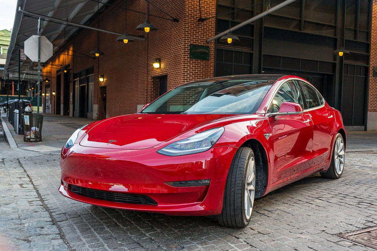 Самый дешевый электрокар от Tesla может появиться раньше, чем ожидалось – Electrek