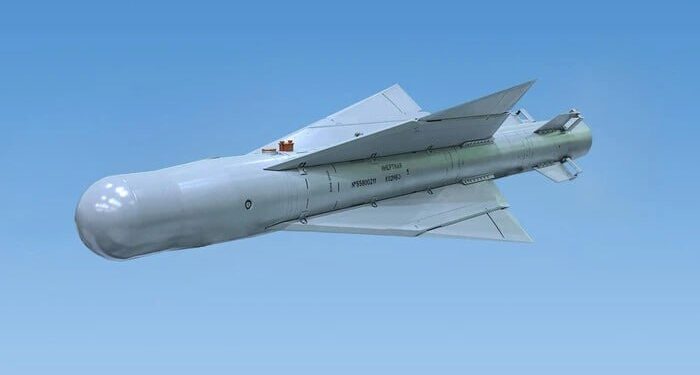 Ворог вдарив КАБом по Харкову: одна людина загинула