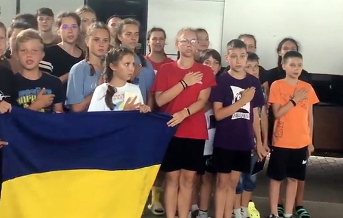 "Бігали з автоматами": угорські прикордонники влаштували терор українським дітям, що їхали на фестиваль