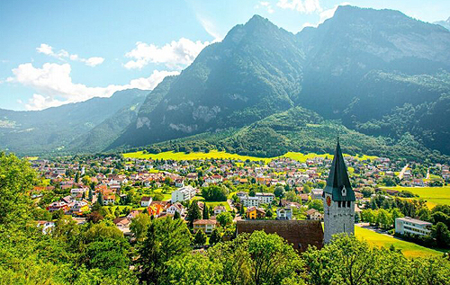 Лихтенштейн – страна, жители которой очень богаты, а заключенным еду доставляют из ресторана. ФОТО