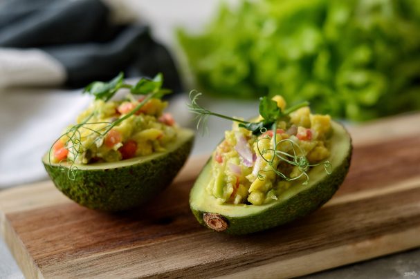 Як оригінально приготувати та подати авокадо: 20 незвичних ідей