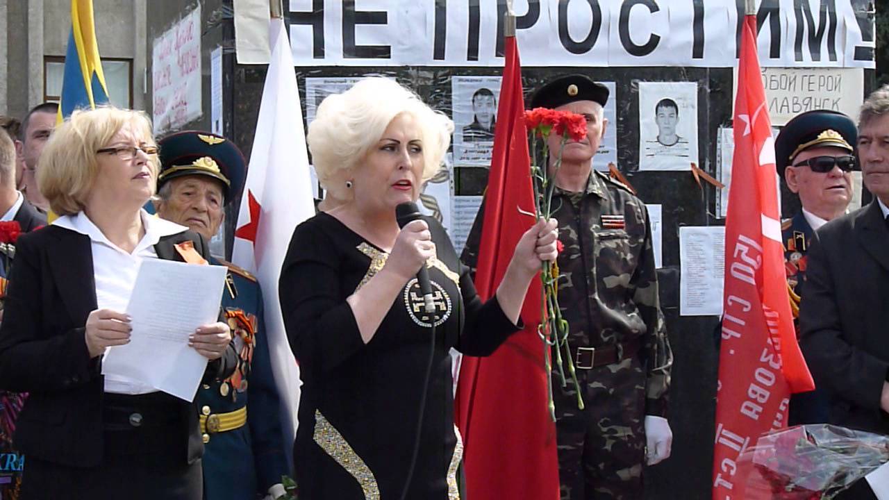 Неля Штепа була мером Слов’янська за часів президентства Віктора Януковича й входила до "Партії регіонів".