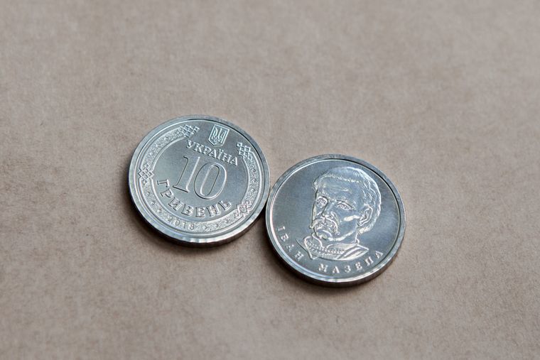 монета 10 грн