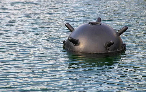 У ВМС ЗСУ розказали, через скільки років Чорне та Азовське моря очистять від мін