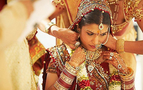 Металл царей и богов: почему индианки являются самыми озолоченными женщинами в мире