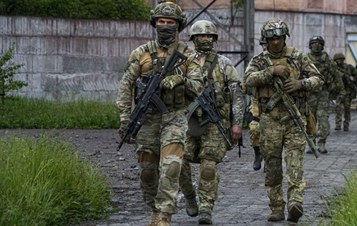 Поблизу Покровська окупанти женуть вмирати "собак", – військовий