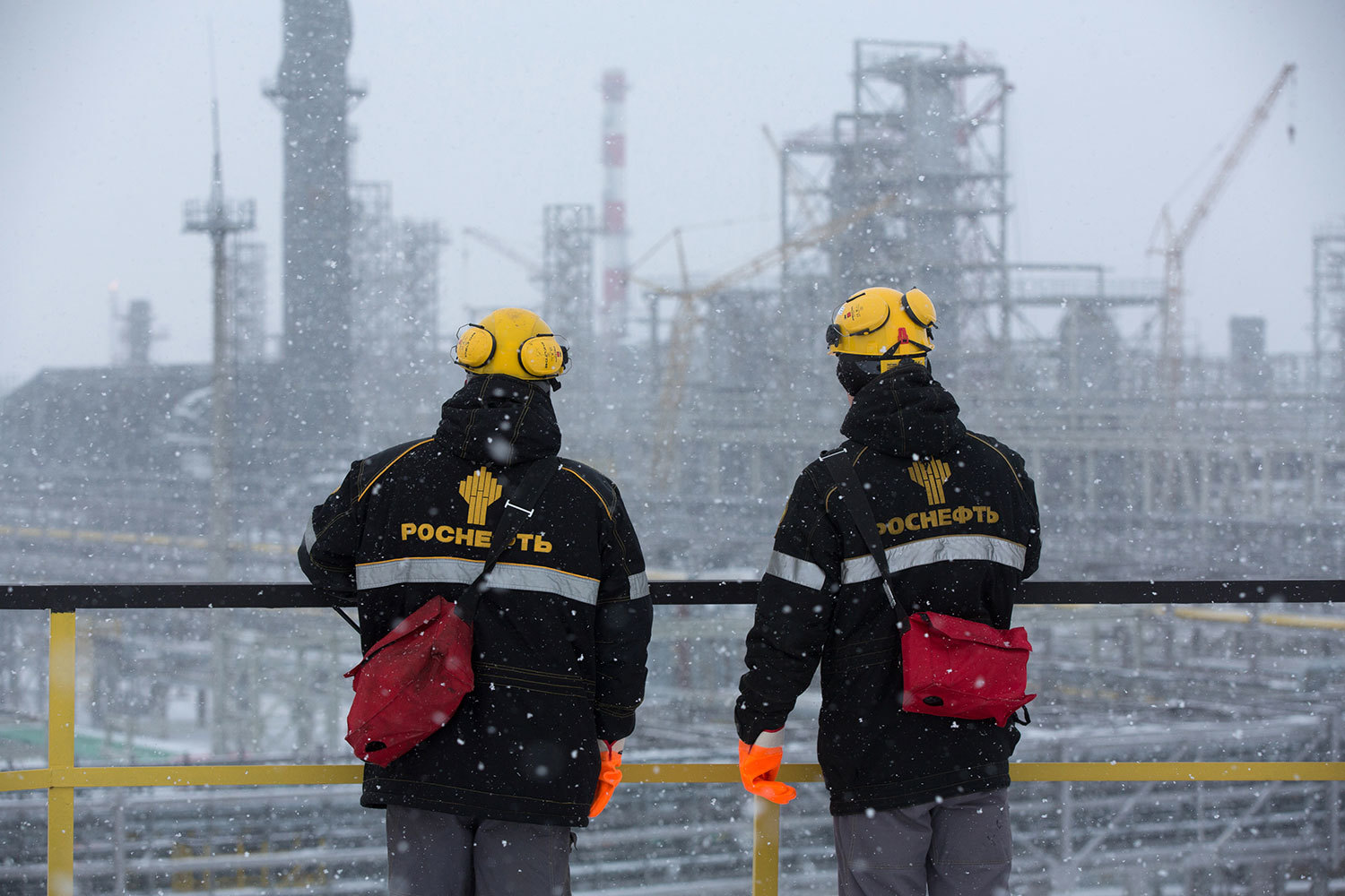 Россия пускает с молотка Китаю месторождения нефти