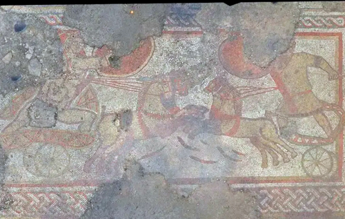 В Великобритании нашли римскую мозаику с изображением Ахилла. ВИДЕО