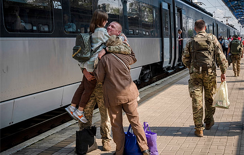 Київ-Краматорськ: потяг, що з’єднує столицю з лінією фронту