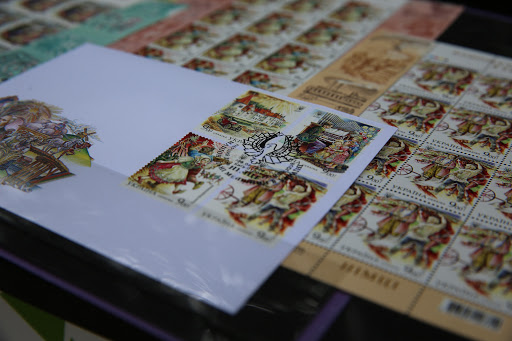 Немає грошей на марки: львівський суд більше не надсилатиме повістки поштою