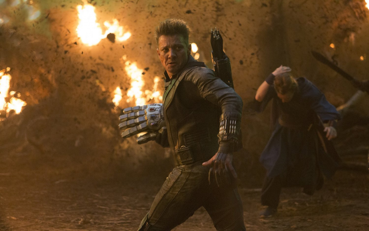 Китайська режисерка звинуватила Джеремі Реннера в домаганнях і погрозах