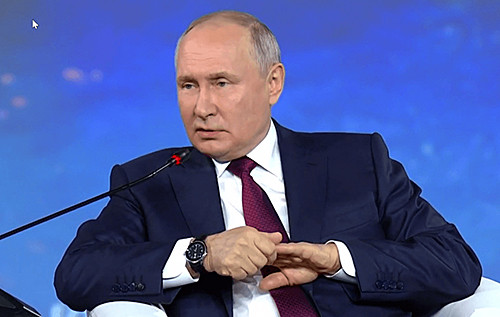Vimaga Путін вимагає від Трампа припинити військову допомогу та обмін ...